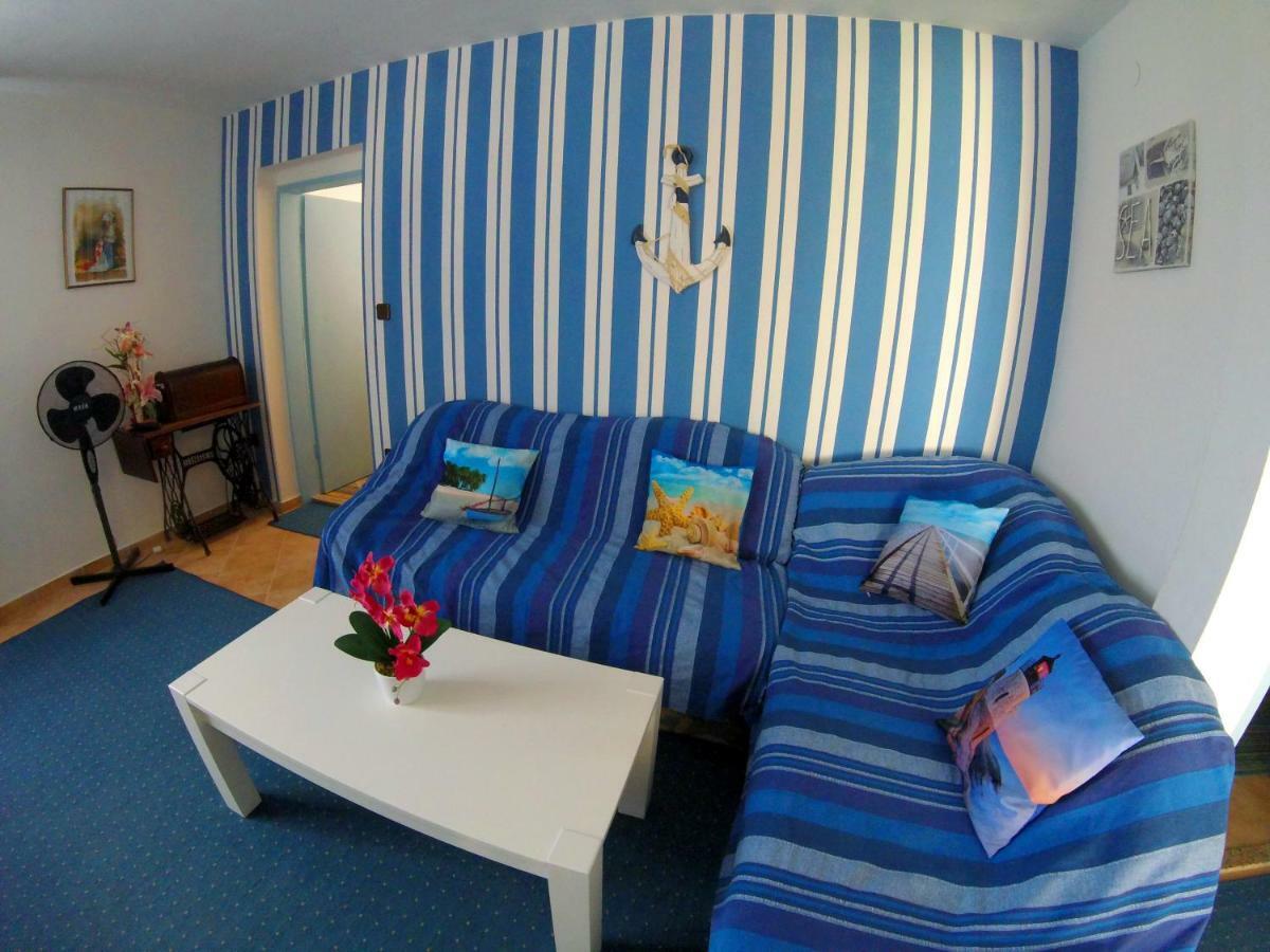 Apartment Romantica *